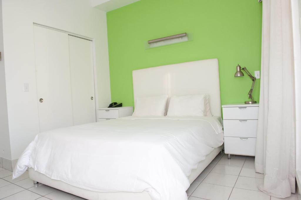 Hotel Dolce Villa โพรวิเดนซ์ ภายนอก รูปภาพ